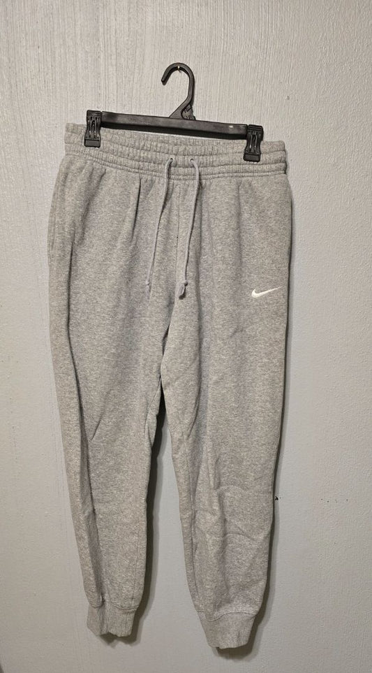 Nike Joggers, Medium,Gray, Amira’s closet