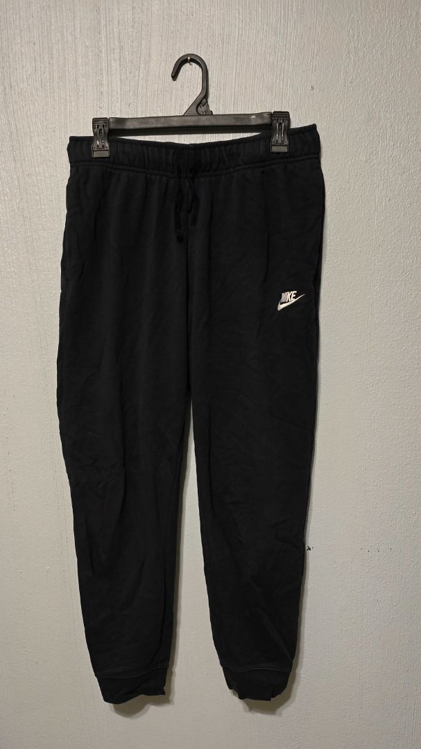 Nike Joggers, Large,Black, Amira’s closet