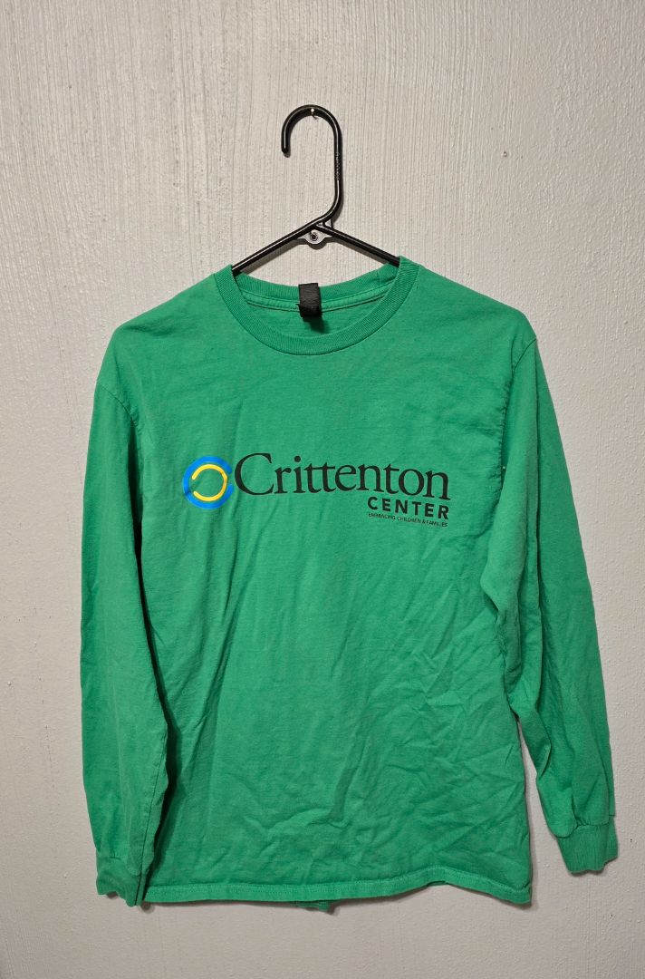 Crittenton Center Long Sleeve Tee, Medium,Green, Amira’s closet