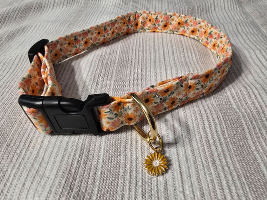 Fall Flowers Collar, Medium,Cream, Amira’s dog treats