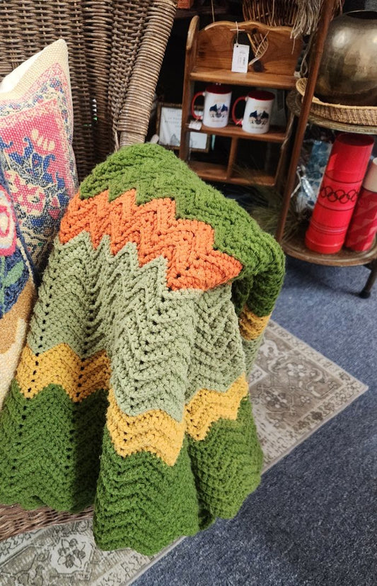 Vintage Handmade Afghan, DCH Family LLC