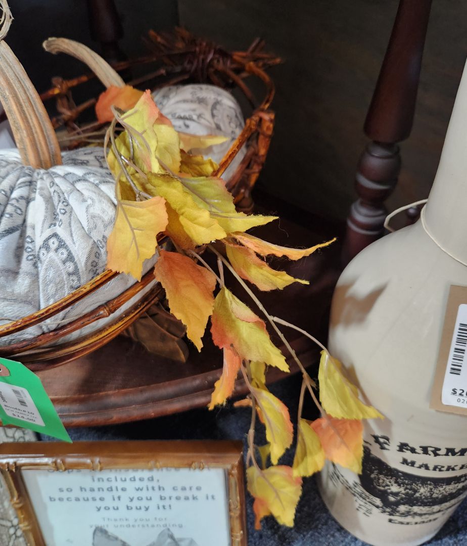 Decor Faux Fall Leaf Stem, DCH Family LLC