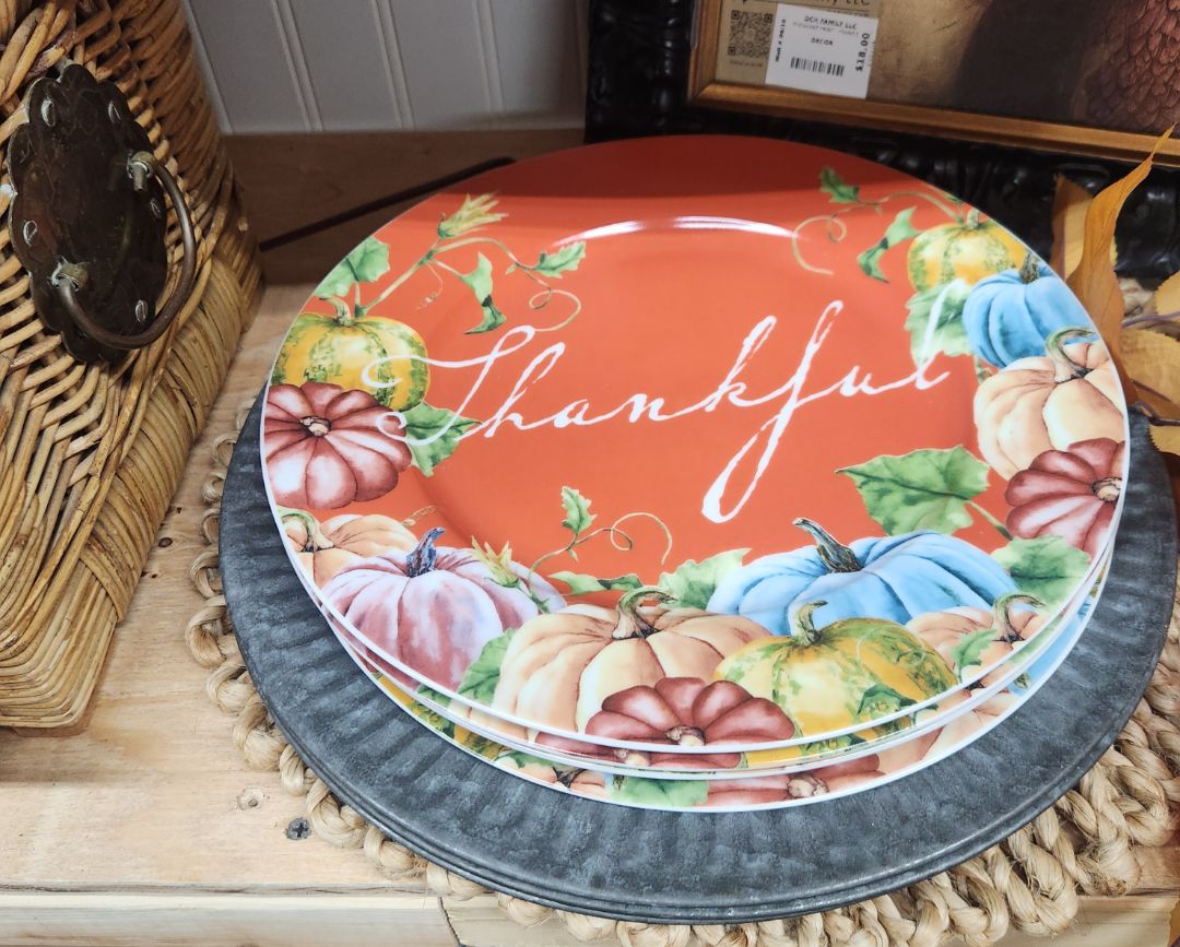 Thankful Plate Holiday, DCH Family LLC
