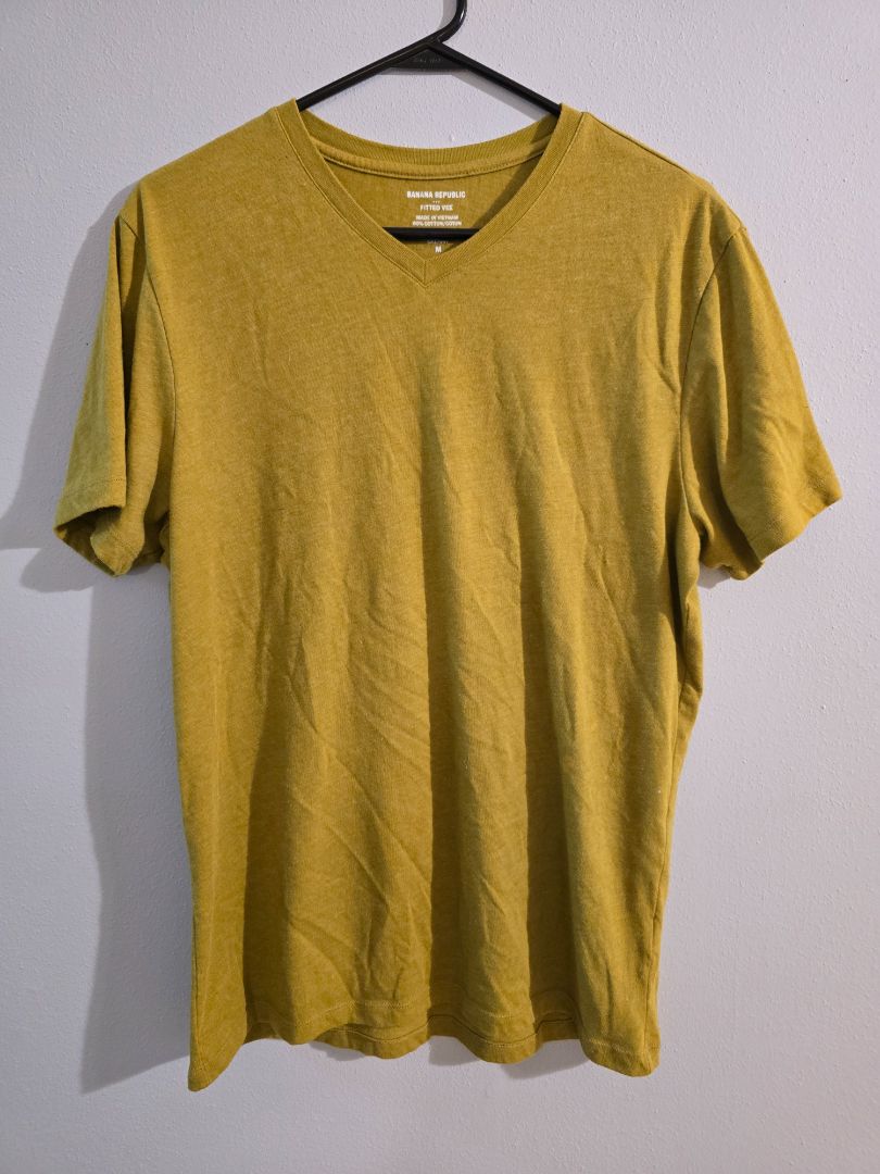 Banana Republic Adult VNeck Shirt, Medium,Mustard Yellow, Megan P's Closet