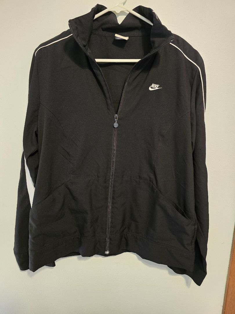 NIKE Zipup Lightweight Jacket, Youth XLarge,Black, Megan P's Closet