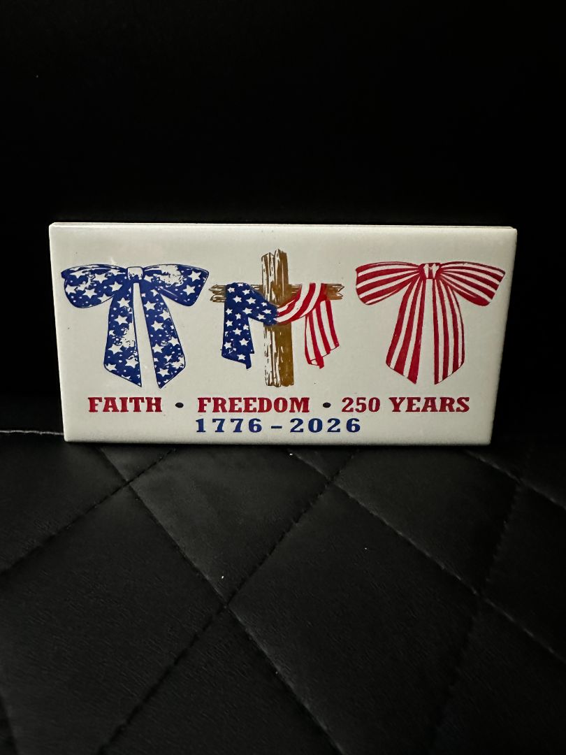 Tile American bows and cross, Designed Locally
