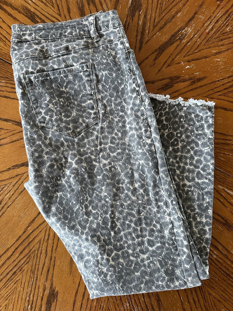 Multi color  Women’s bottoms, 12