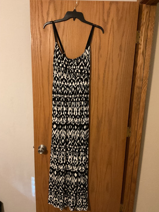 Black & White Allison Brittney Women’s (Long) Dress, Medium