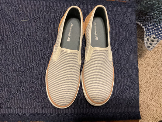 Blue & White Striped American Eagle Women’s Shoes, 7.5