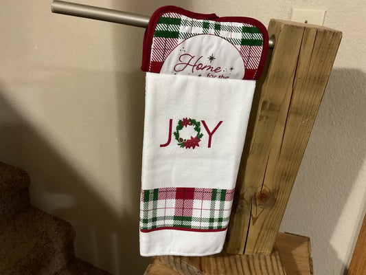 Maroon/Green “Home/Joy” Kitchen Towel w/ Pot Holder
