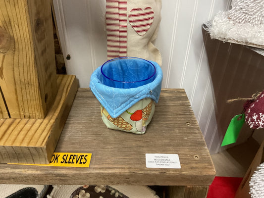 Light Blue  Ice cream cozy w/cup.