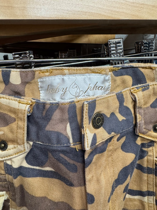 Baby phat y2k camo capri, 3