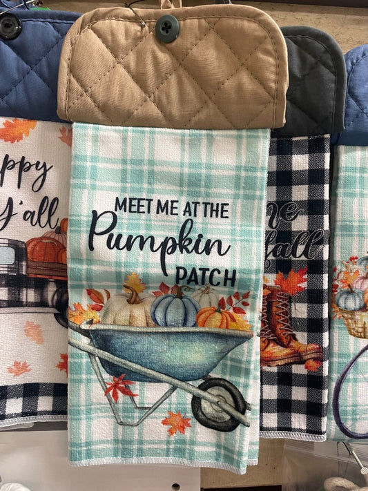 Tan "Meet me at the Pumpkin Patch" Kitchen Towel w/ Pot Holder