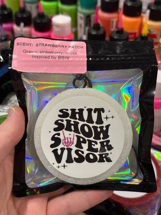 Shit Show  Freshie, Small Circle