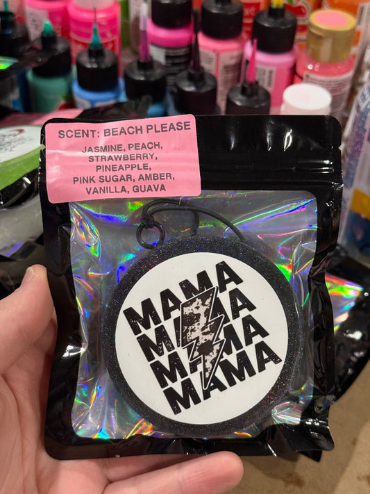 Mama  Freshie, Small Circle