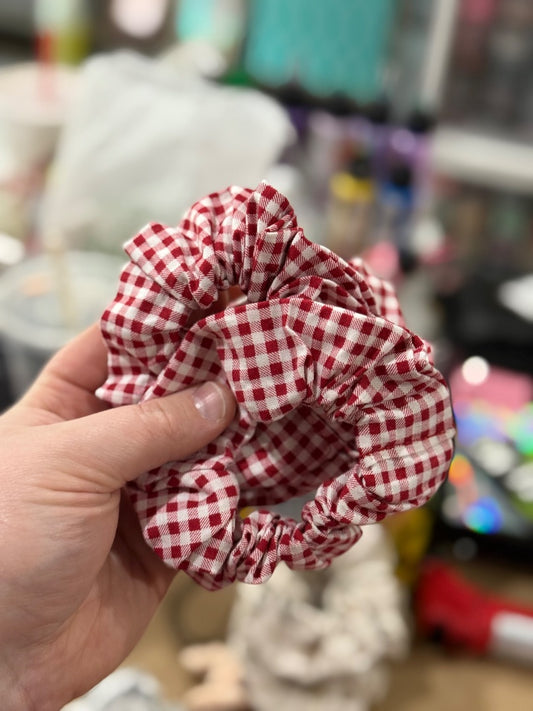 Red Gingham  Scrunchie, Scrunchie