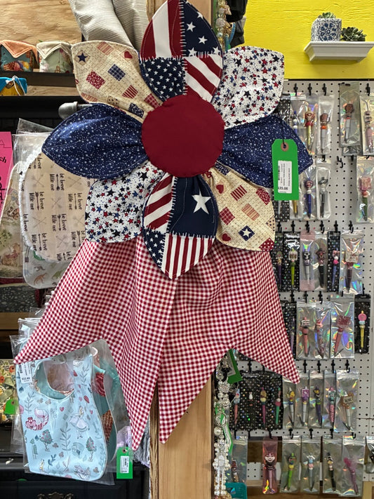 Patriotic  Bow Door/Wall Hangar, Large