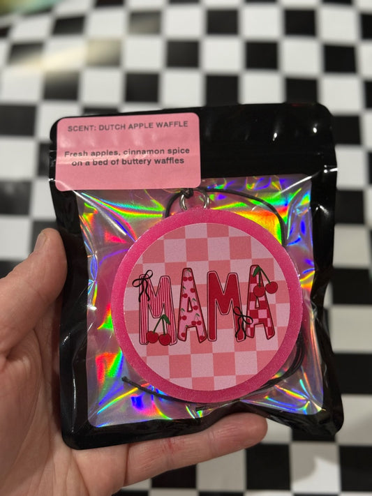 Mama  Freshie, Small Circle