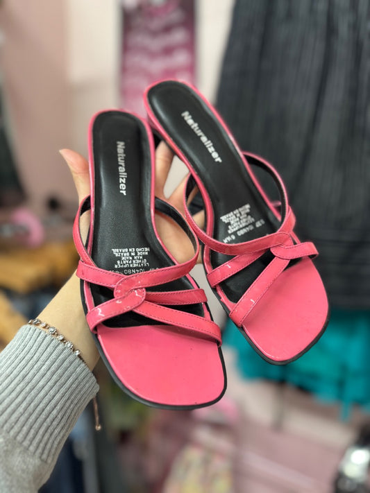 Naturalizer Girly kitten sandals, 6 1/2