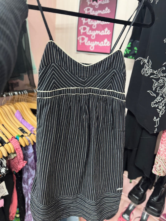 Black/white Billabong Retro beach girl dress, medium