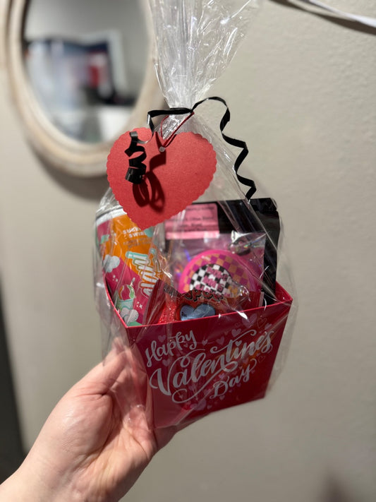 SS Alani Gift Basket