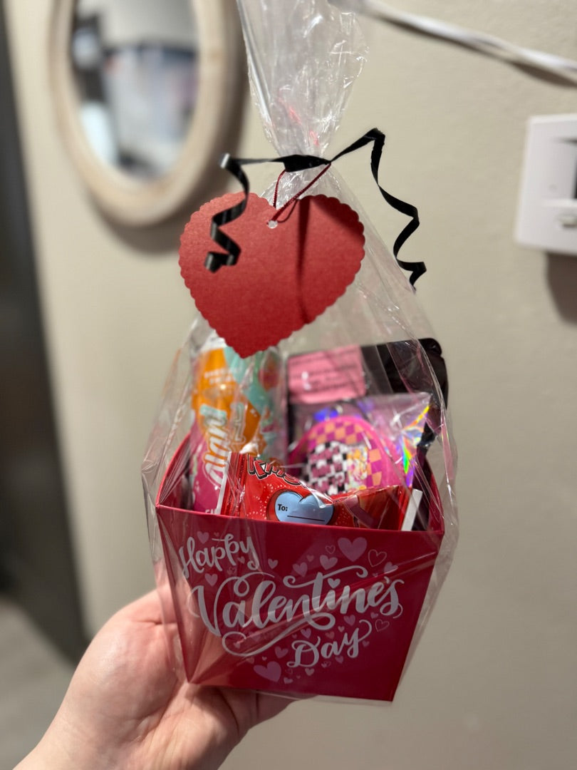 SS Alani Gift Basket