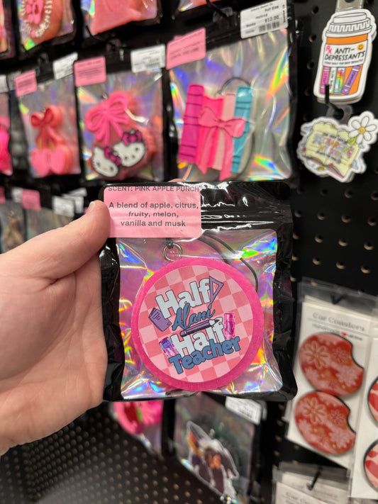 Half Alani  Freshie, Small Circle