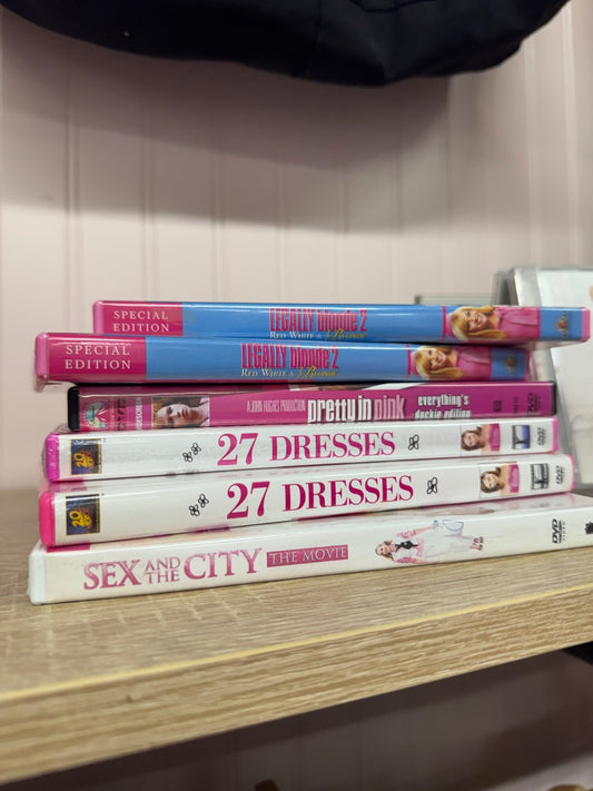 Y2K DVDs, Moenique