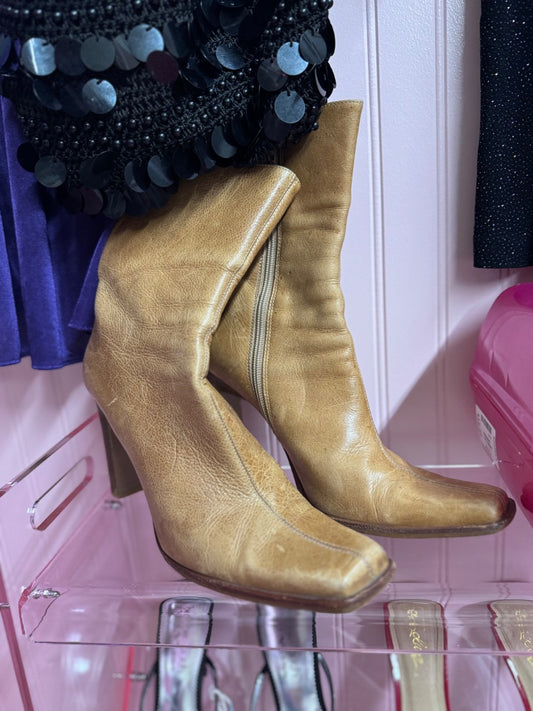 retro girl boots, Moenique