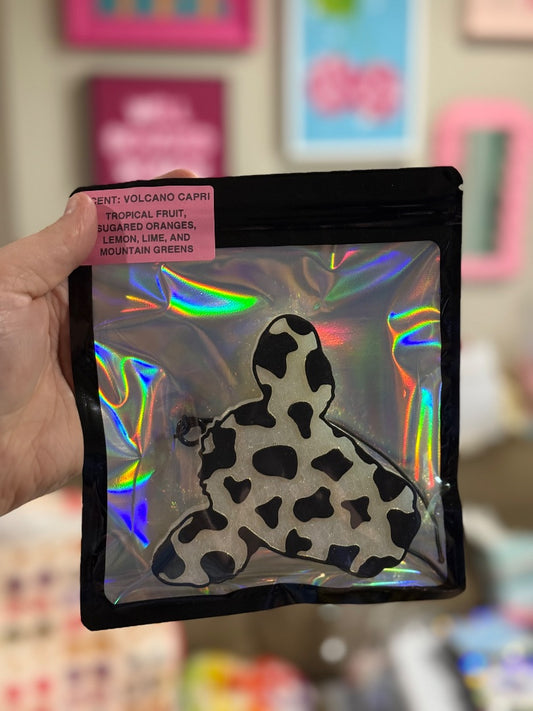 White Cow  Freshie, Full Size