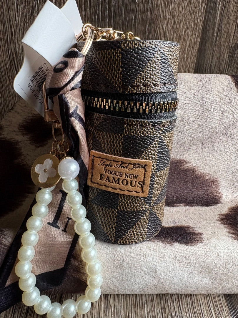 Wristlet