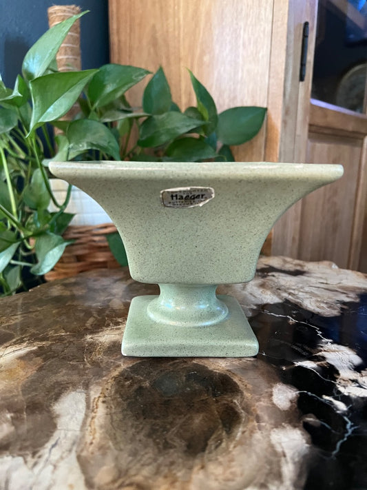 Green Haegar 1970s Haeger Pottery pedestal Planter