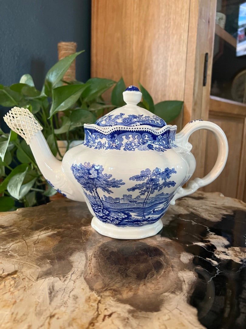 Spode Jane Seymour St. Catherine’s Court Teapot (FIRM)