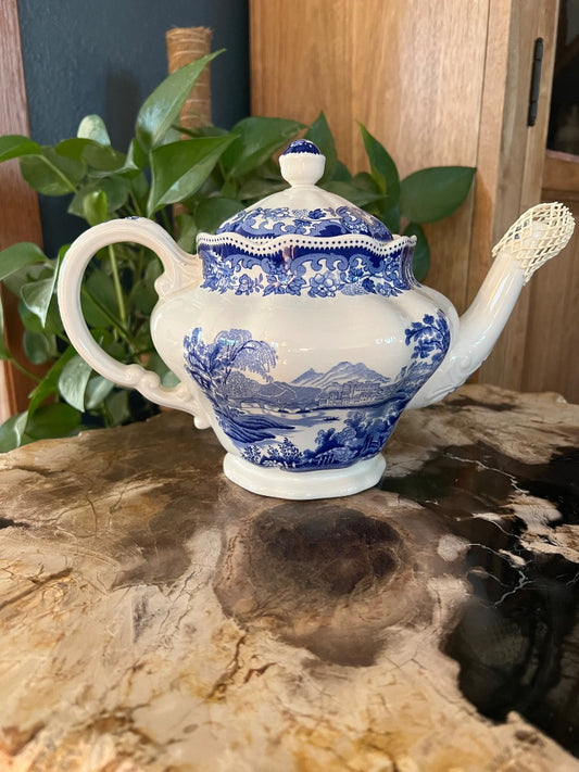 Spode Jane Seymour St. Catherine’s Court Teapot (FIRM)