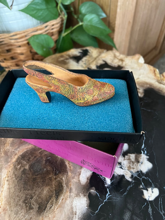 Autumn  Just The Right Shoe