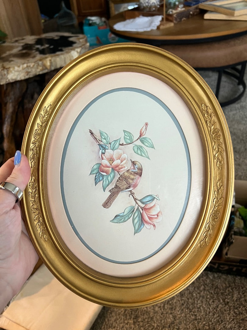 Set of 2 Bird Pics w/ Gold-colored Frame