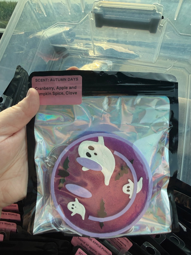 Ghost Smile Purple  Freshie, Full Size
