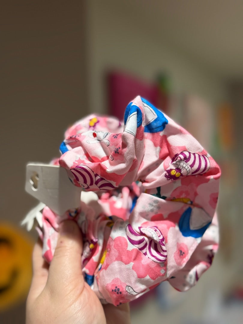 Alice  Scrunchie