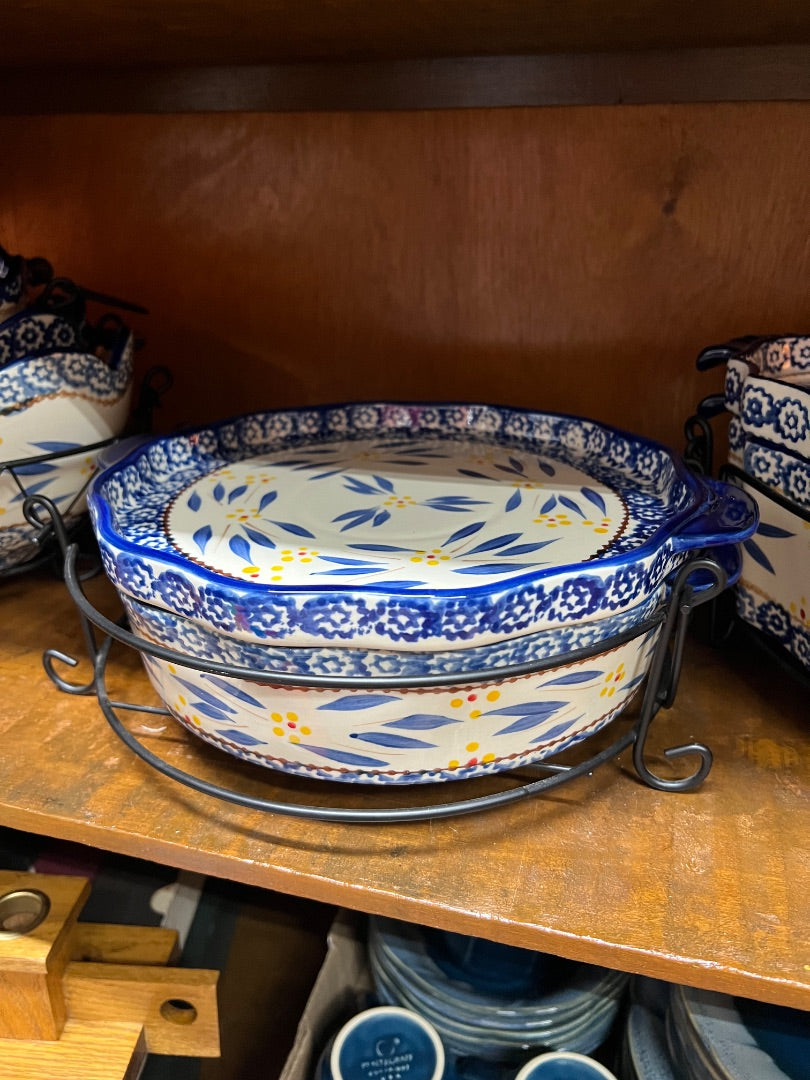 Temp-tations Casserole dish w/lid.