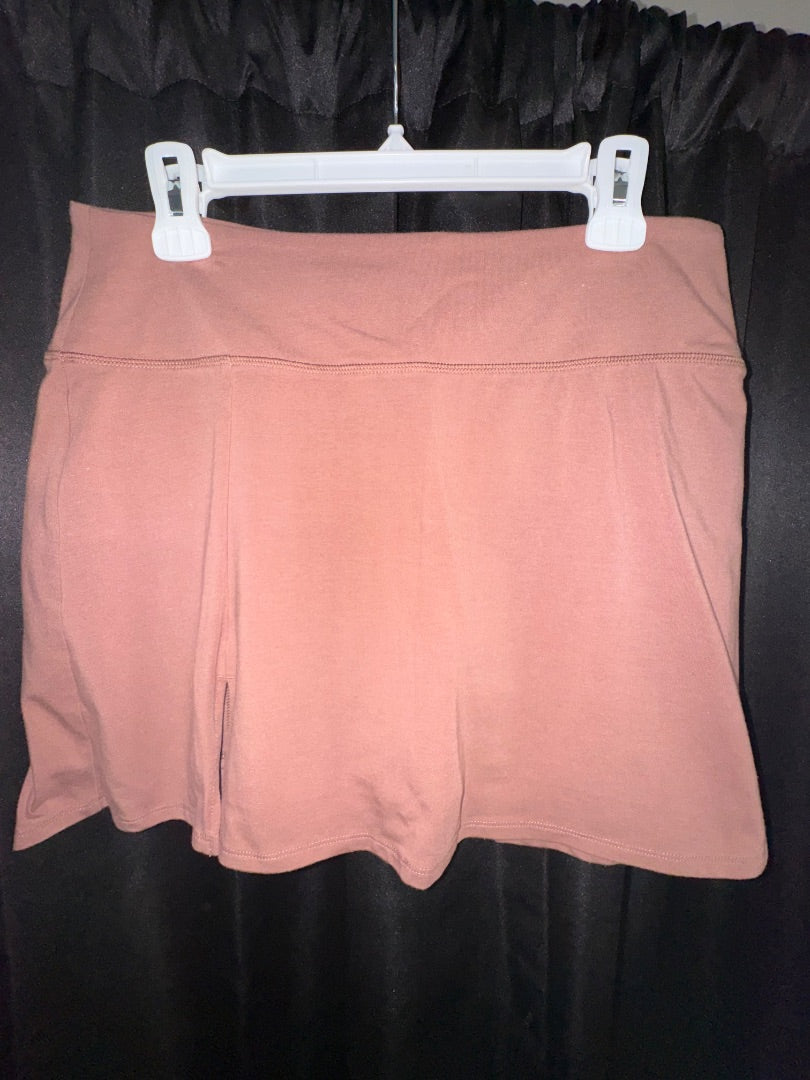 Maroon Old Navy Active Active skirt w/ shorts, worn once, L