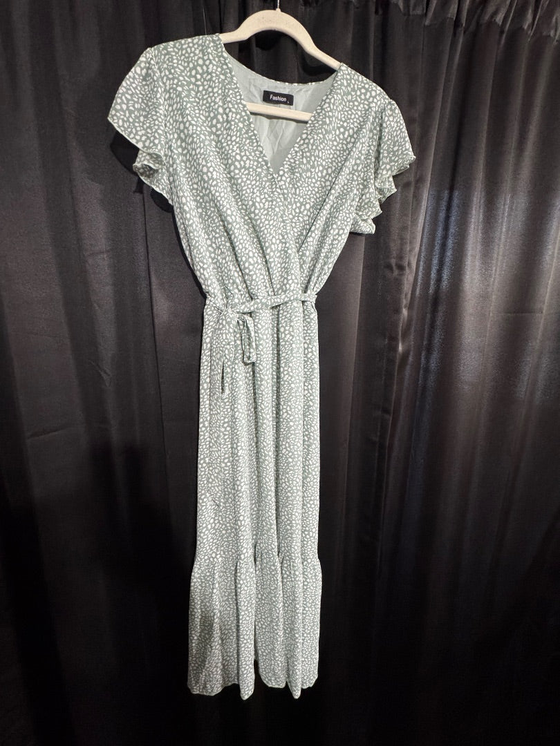 Light green Fashion Midi Dress, worn once, L