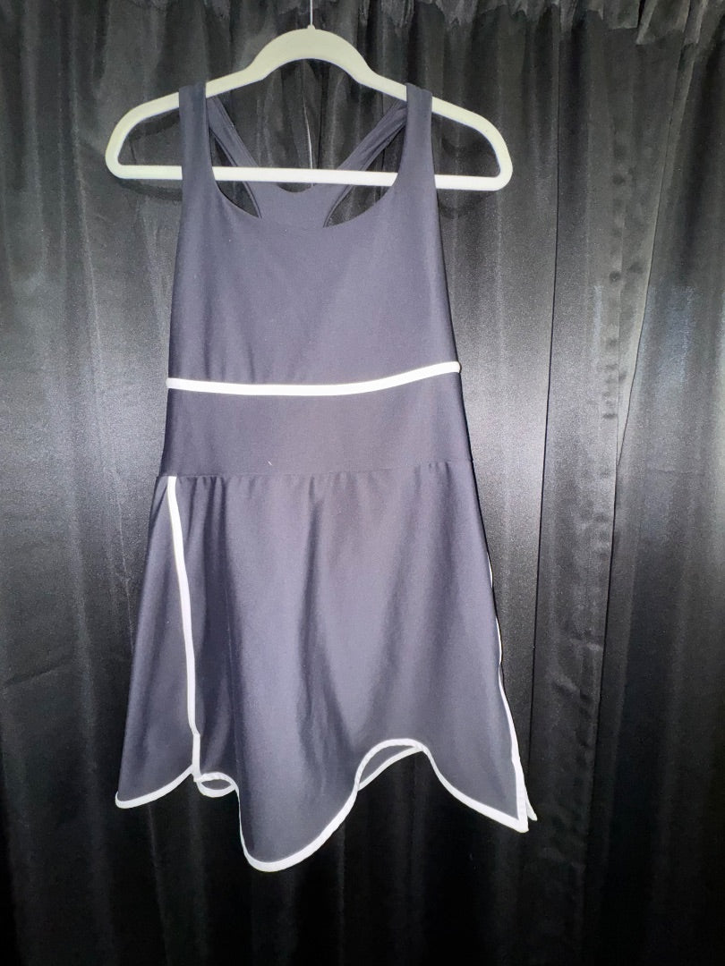 Black Old Navy Active Athletic dress with shorts, worn once, L