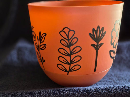 Reddish-Brown N/A Medium Planters, Medium