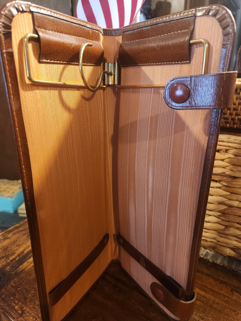 Vintage Leather Travel Case