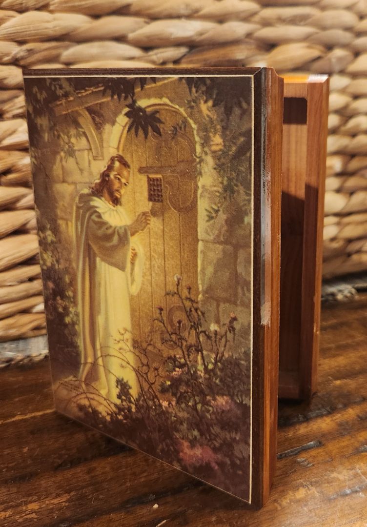 Vintage Souvenir Camp Okoboji Trinket Box