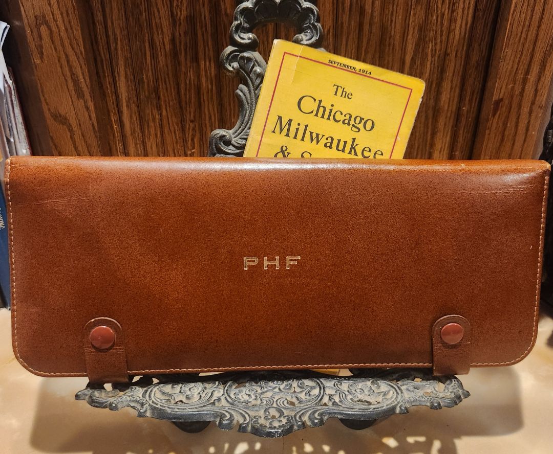 Vintage Leather Travel Case