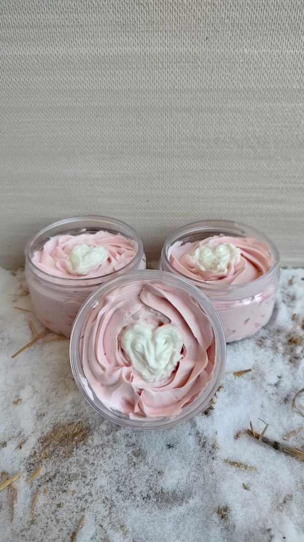 Dozen Roses Body Butter