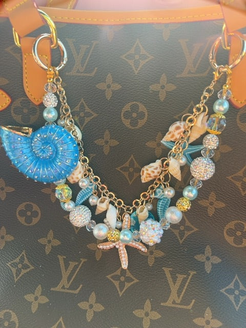 Gold Fancy charm Grace's bead Shop