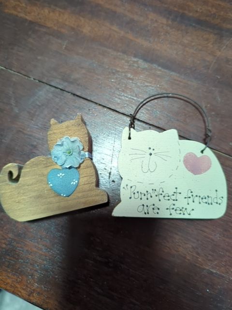 Wood cat, Found & Formed