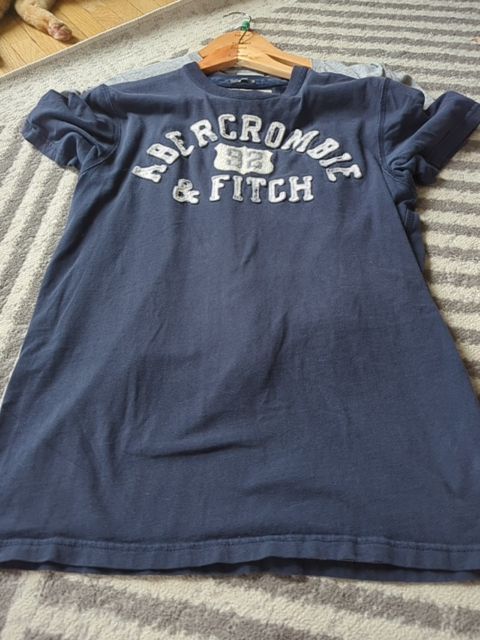 Y2k Abercrombie and fitch tee, L